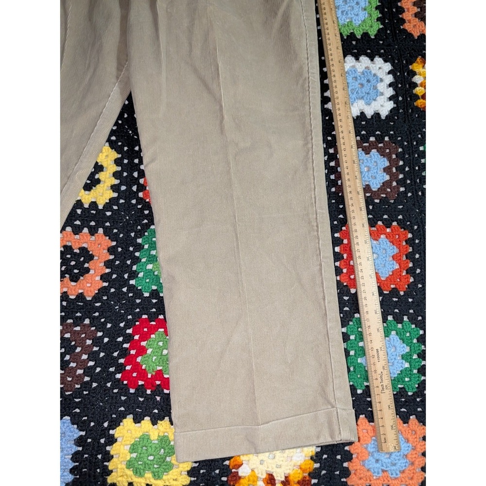 Dockers Pleated Relaxed Fit Corduroy Pants Mens 38x30 Tan Khaki Y2K Baggy NWT - Picture 3 of 14